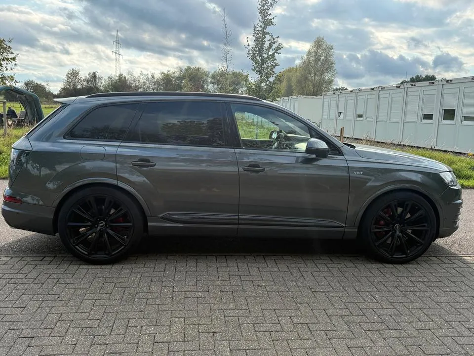 Audi Sq7