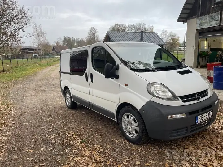 Opel Vivaro 2005 photo 2