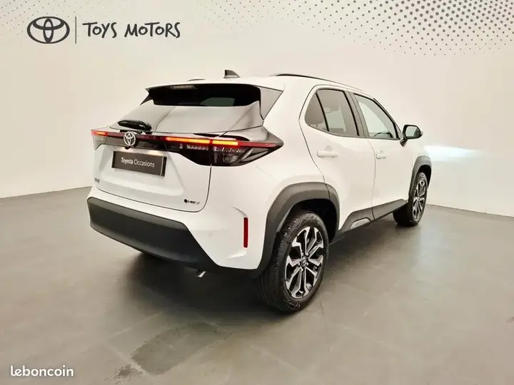 Toyota Yaris Cross 2025 photo 5