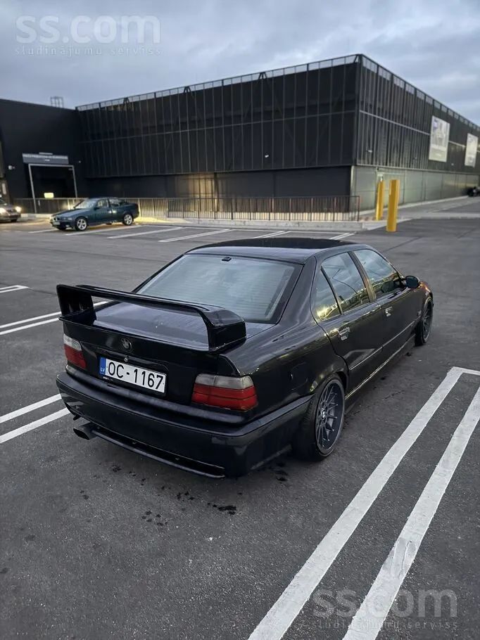BMW E36 1995 photo 4