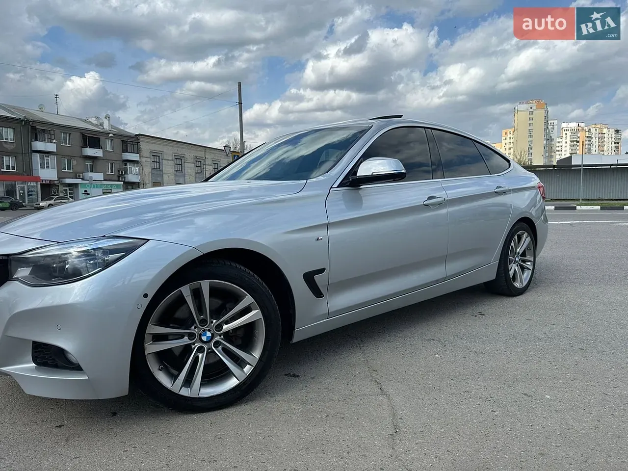 BMW 3 Series Gt 2018 photo 2
