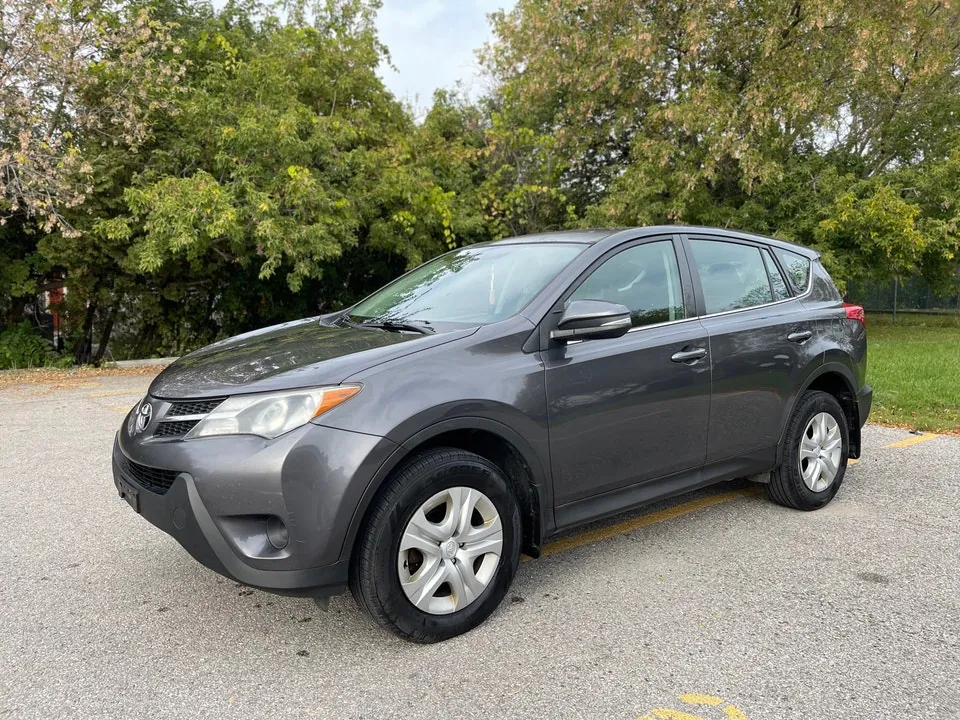 Toyota Rav4 2015 photo 2