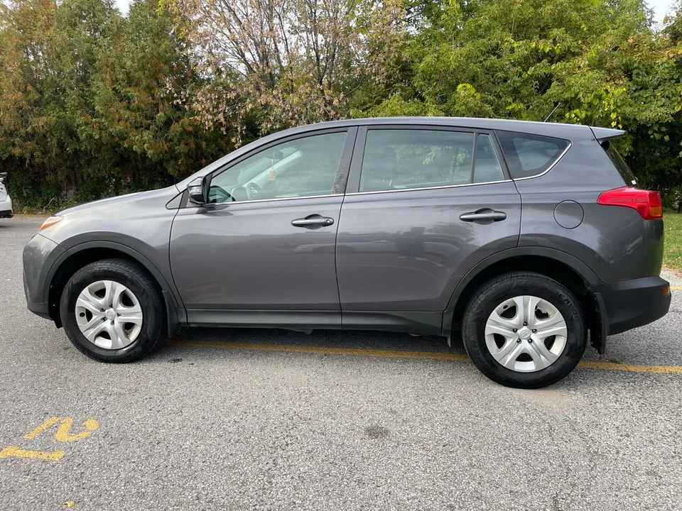 Toyota Rav4 2015 photo 5
