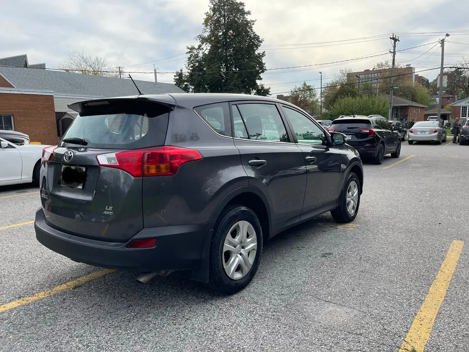 Toyota Rav4 2015 photo 4