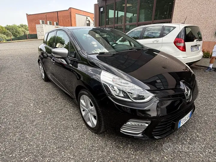 Renault Clio 2016 photo 3