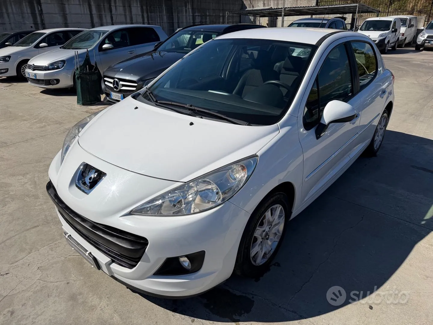 Peugeot 207