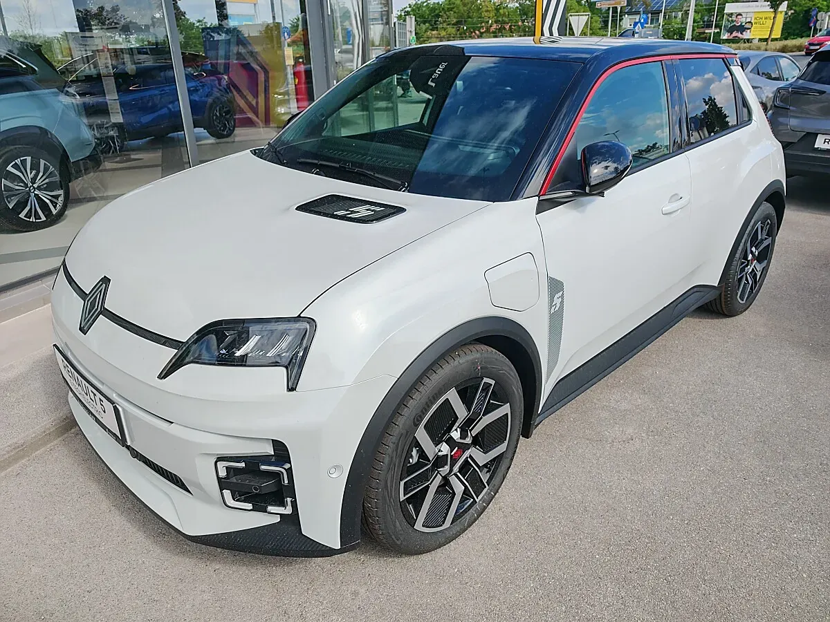 Renault R5