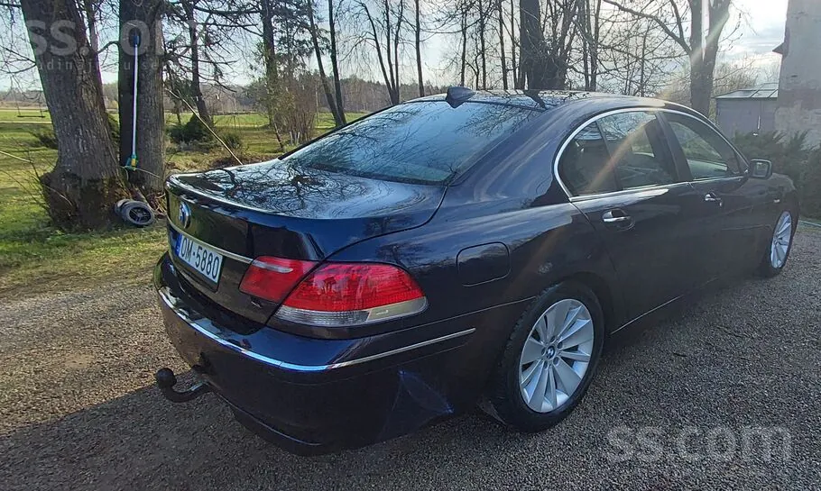 BMW E65 2005 photo 4