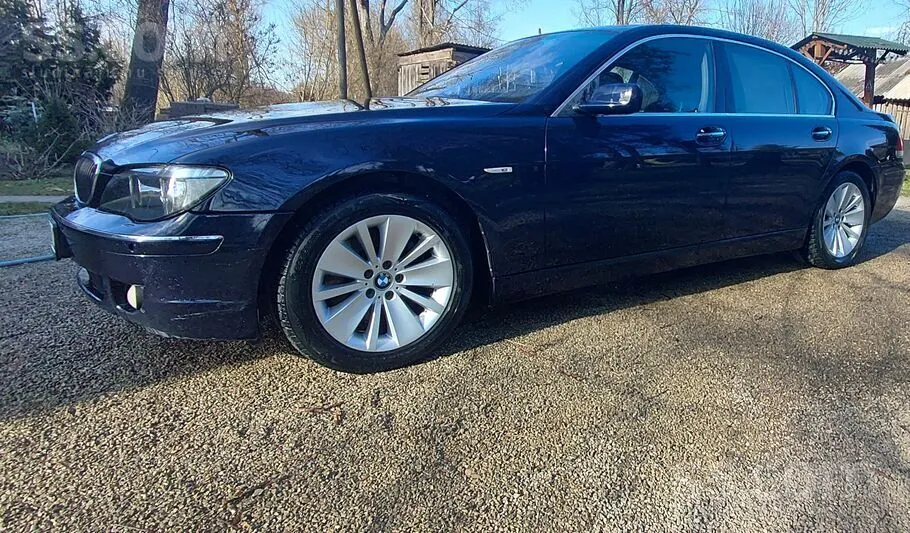 BMW E65 2005 photo 2
