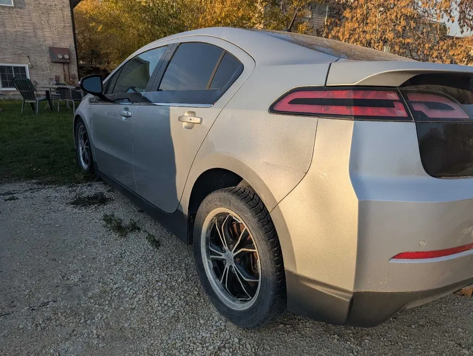 Chevrolet Volt 2012 photo 3