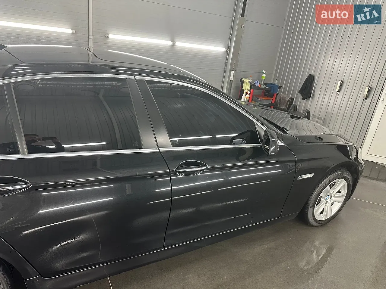 BMW 5 Series 2013 photo 2