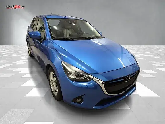 Mazda 2 2015 photo 5