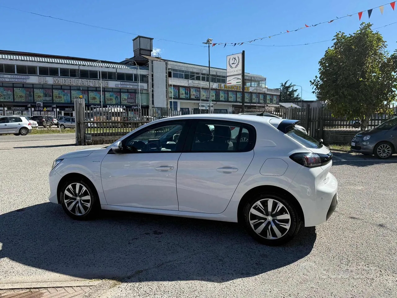 Peugeot 208 2020 photo 4