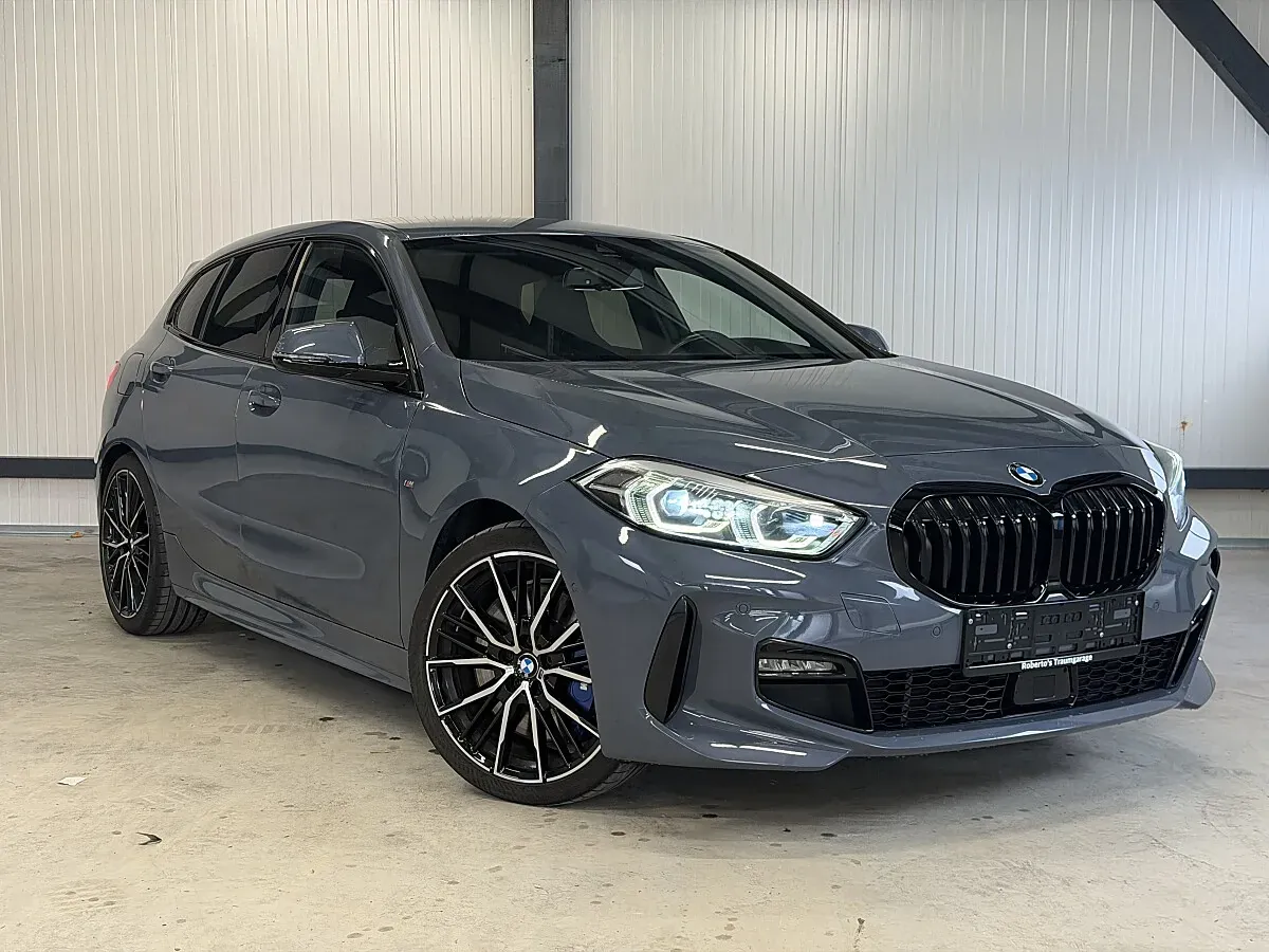 BMW 1 Series 2020 photo 2