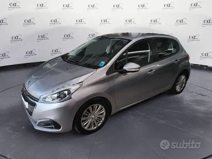 Peugeot 208 2019 photo 5