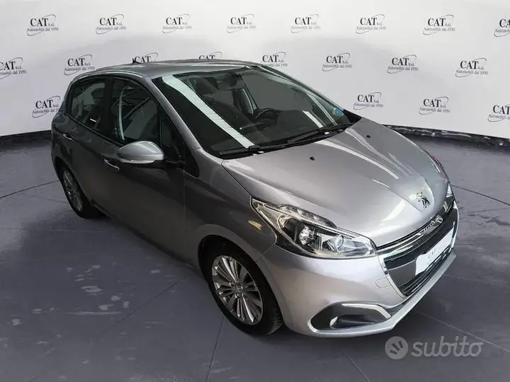 Peugeot 208 2019 photo 4