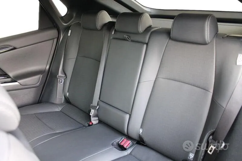 Subaru Solterra 2026 photo 5