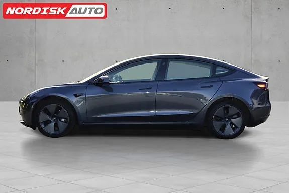 Tesla Model 3 2021 photo 2