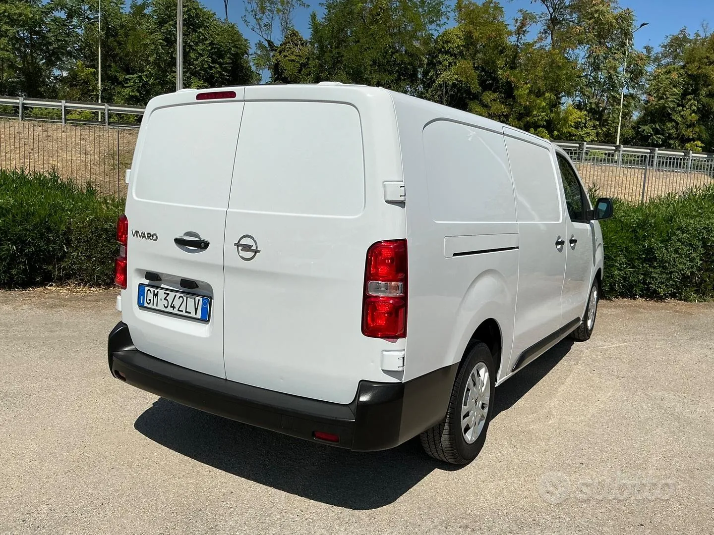 Opel Vivaro 2023 photo 3