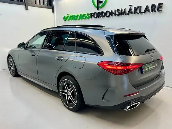 Mercedes-Benz C 300 2023 photo 2