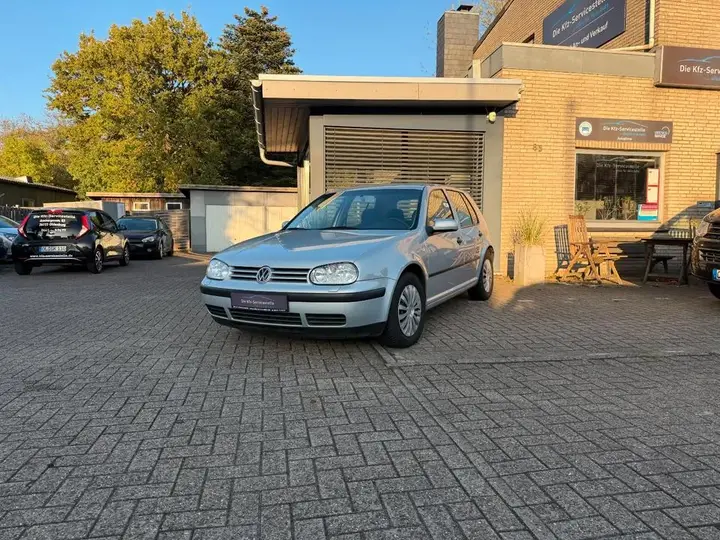 Volkswagen Golf 4