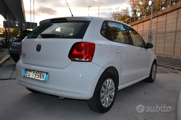 Volkswagen Polo 2011 photo 5