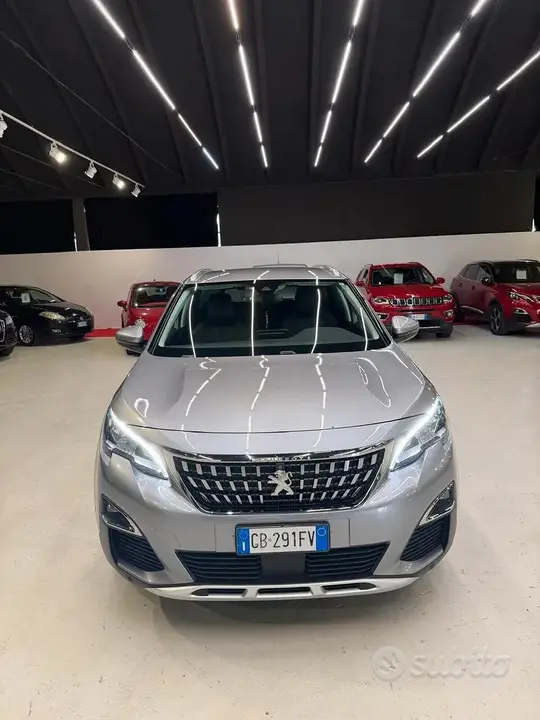 Peugeot 3008 2020 photo 2