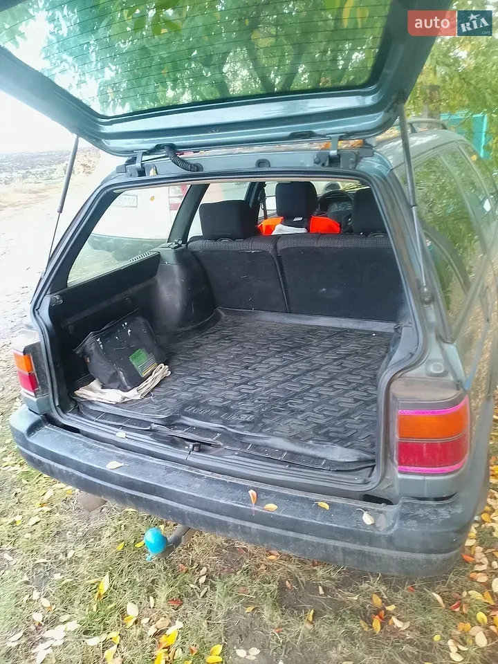 Volkswagen Passat 1993 photo 3