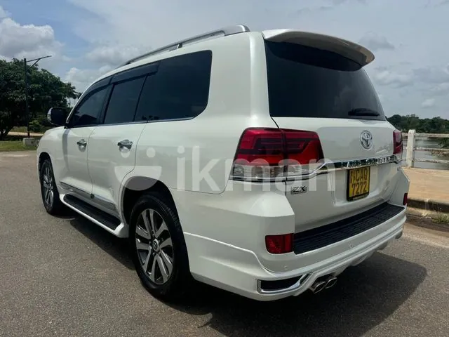 Toyota Land Cruiser Sahara 2016 photo 5