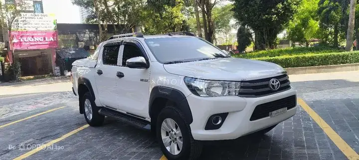 Toyota Hilux 2017 photo 2