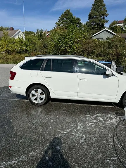 Skoda Octavia 2014 photo 3