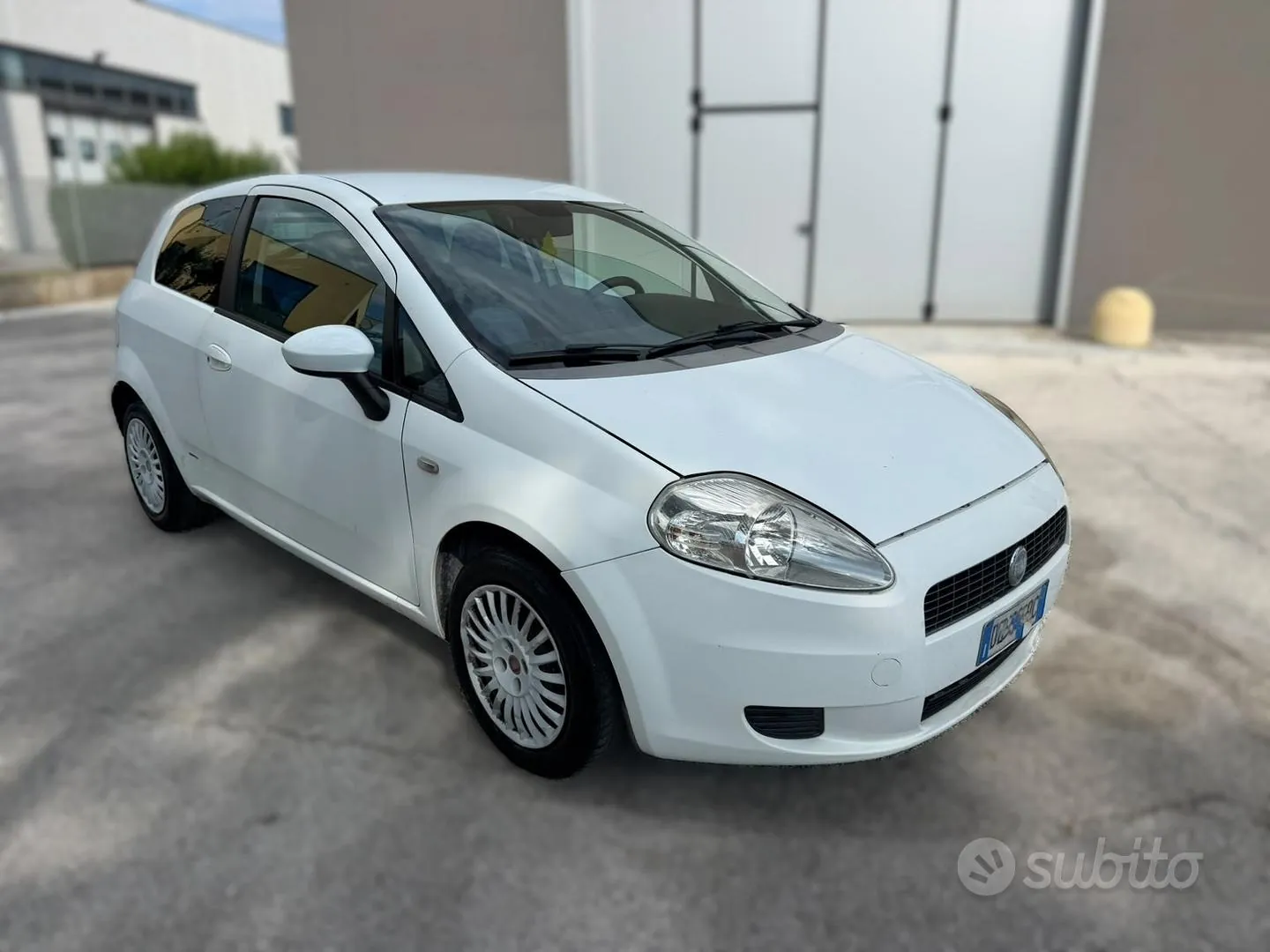 Fiat Grande Punto 2008 photo 3