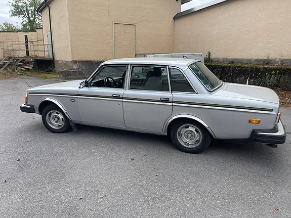 Volvo 244