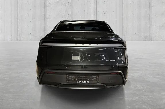 Tesla Model Y 2025 photo 5