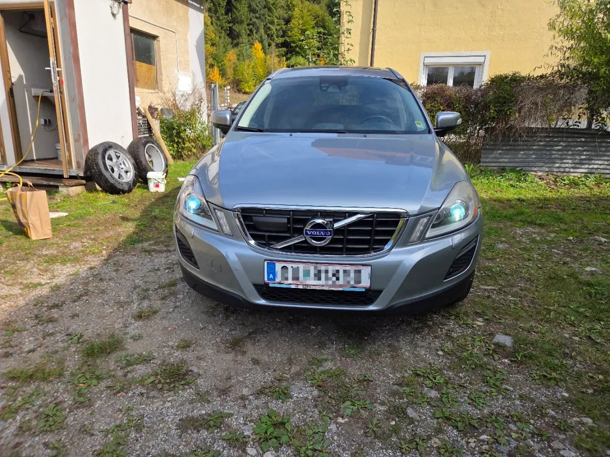 Volvo Xc60 2010 photo 2