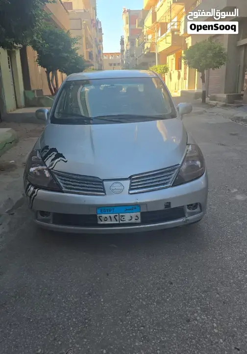 Nissan Tiida 2015 photo 5