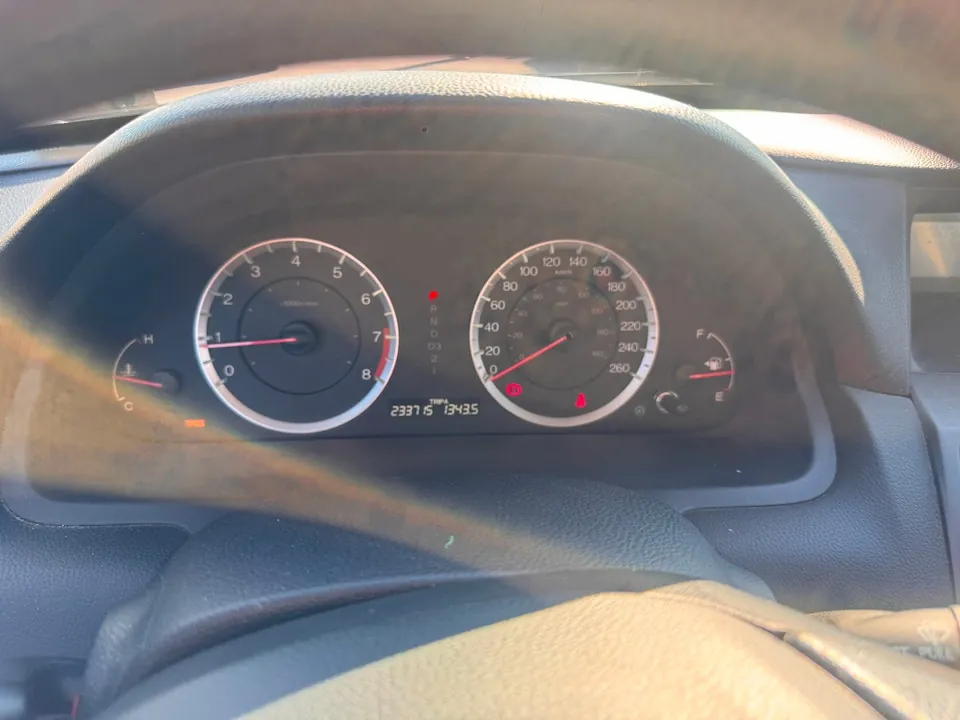 Honda Accord 2011 photo 5