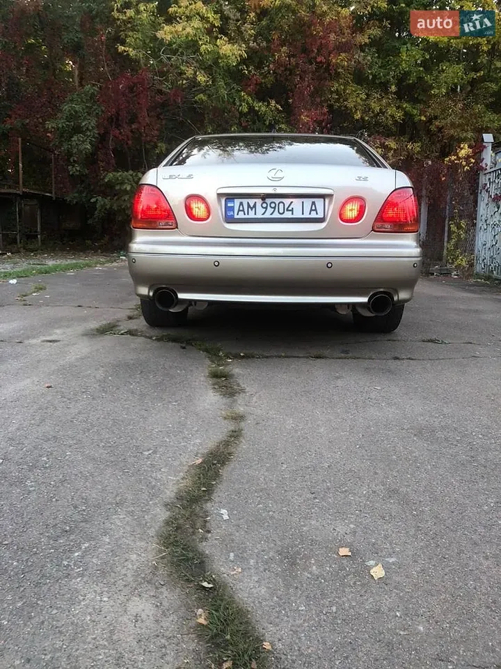 Lexus Gs 2001 photo 2