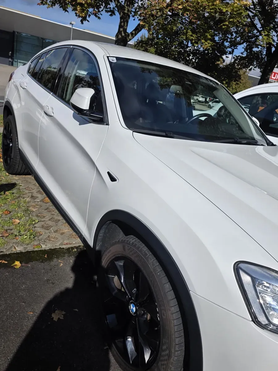 BMW X4 2015 photo 2