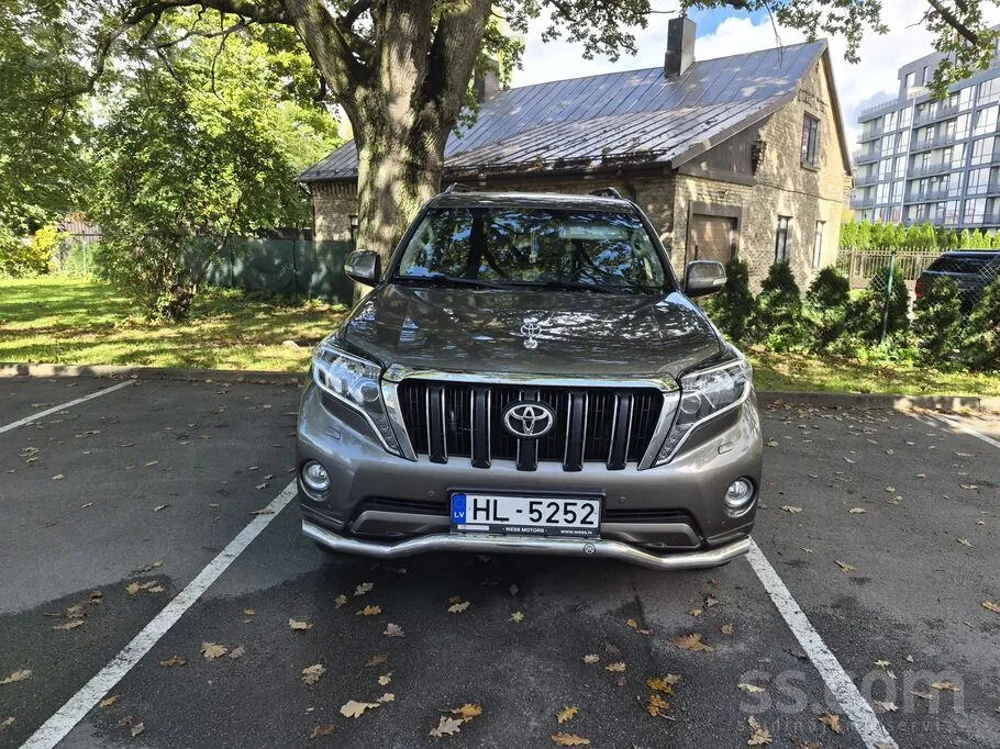 Toyota Land Cruiser