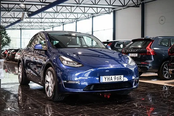Tesla Model Y 2023 photo 3