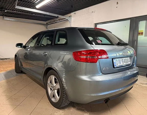 Audi A3 2011 photo 3