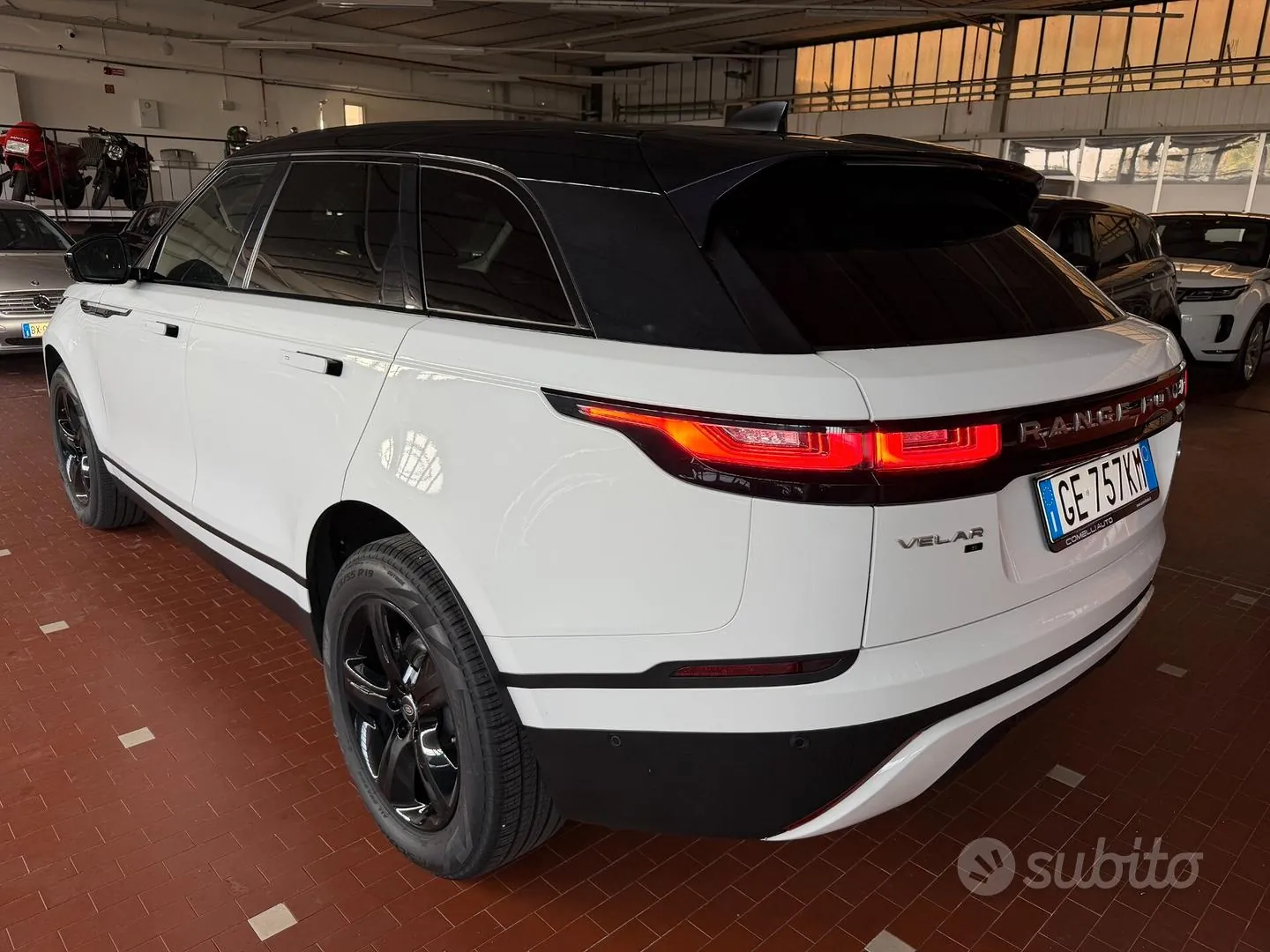Land Rover Range Rover Velar 2021 photo 5