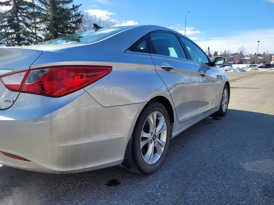 Hyundai Sonata 2013 photo 4
