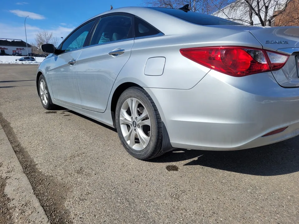 Hyundai Sonata 2013 photo 3