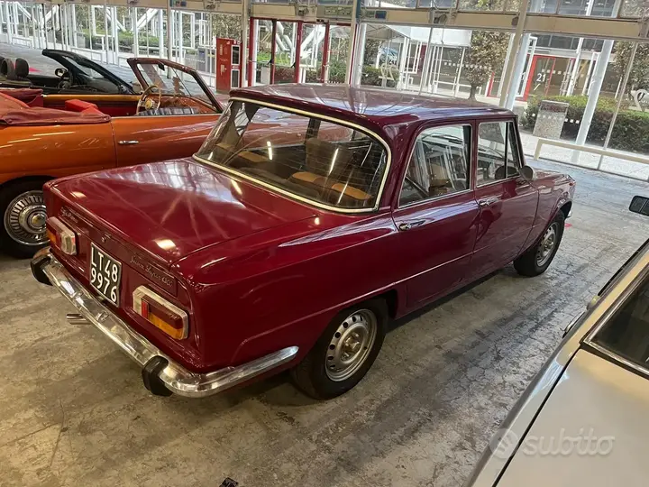 Alfa Romeo Giulia 1974 photo 4