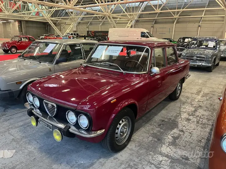 Alfa Romeo Giulia 1974 photo 5