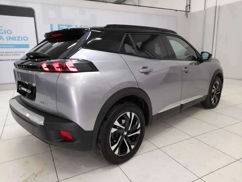 Peugeot E-2008 2020 photo 5