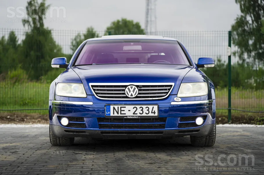 Volkswagen Phaeton 2009 photo 2