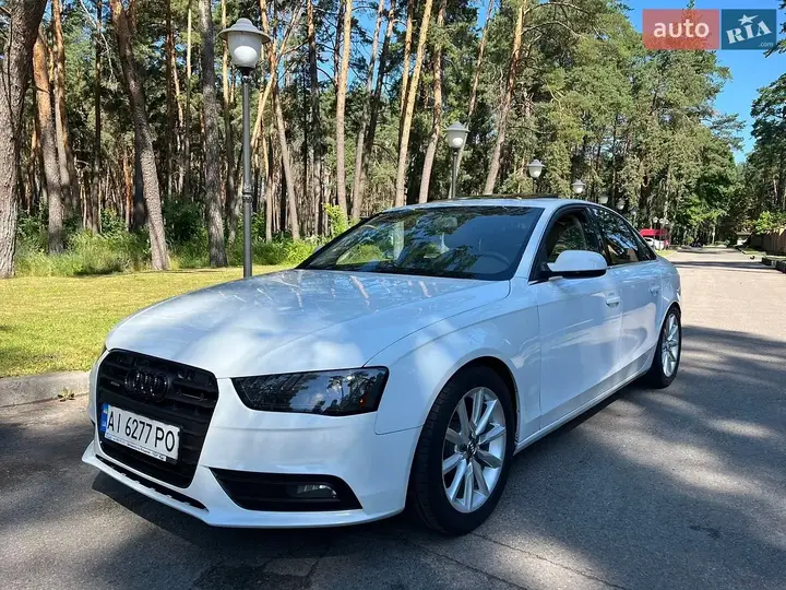 Audi A4 2012 photo 5
